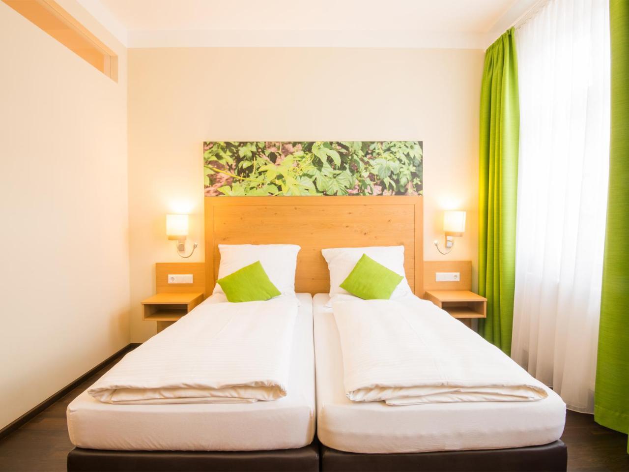 Hotel Brauereigasthof Amberger Kosching ภายนอก รูปภาพ